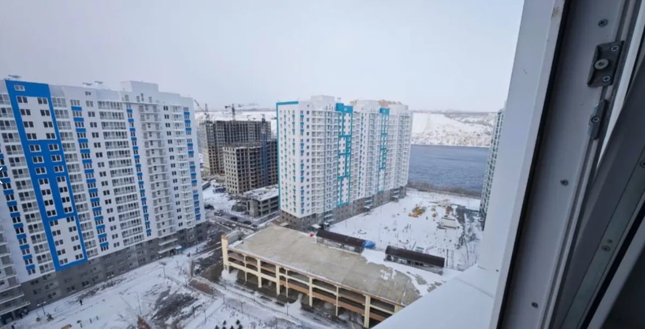 Продается 1 комнатная квартира в сданном доме в ЖК Тихие зори. Год сдачи 2024г.
Отделка улучшенная предчистовая. Площадь 35.3 м². 